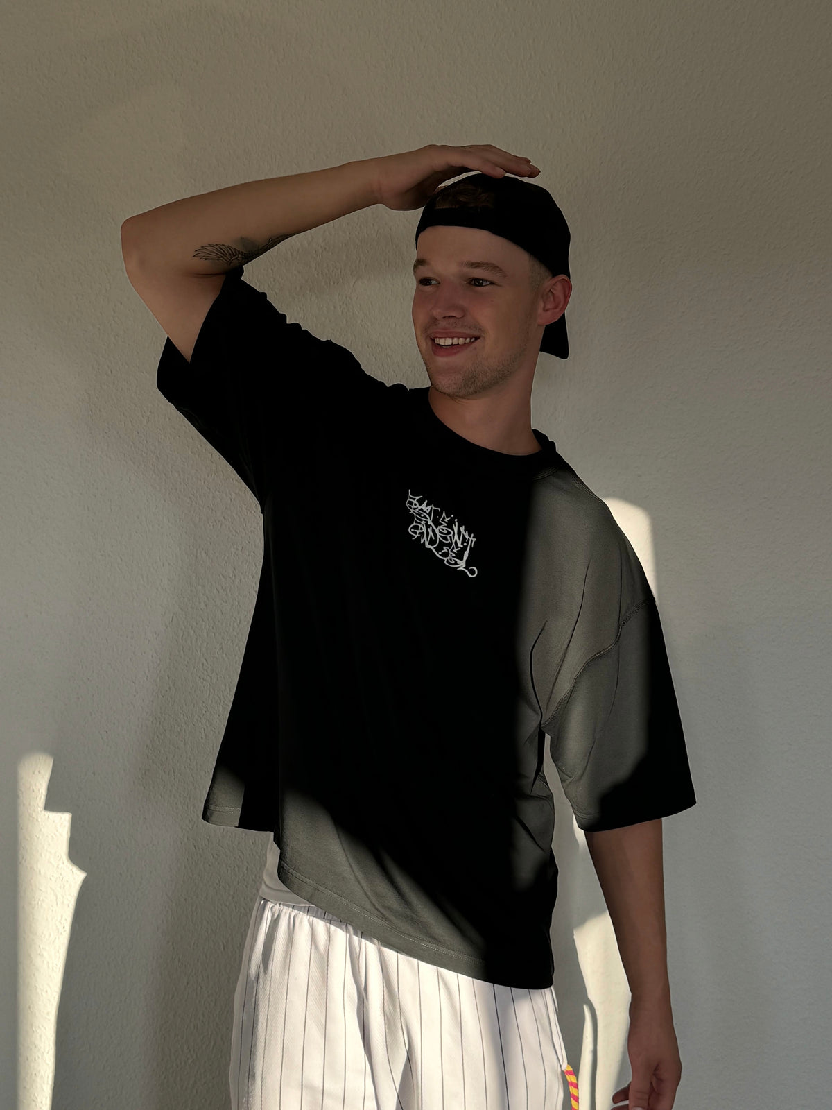 Try It Oversized Tee black